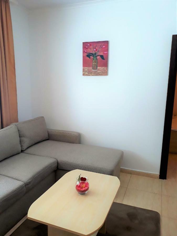Apartment Snezhanka パンポロボ エクステリア 写真
